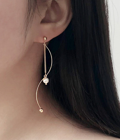 pearl&amp;ball earring