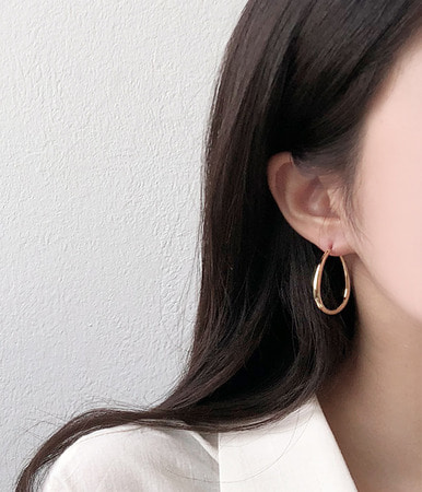 round ring earring