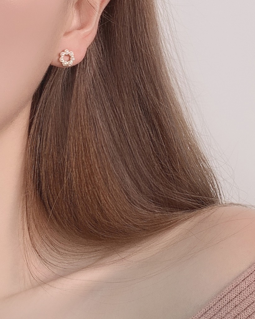 daisy mini earring
